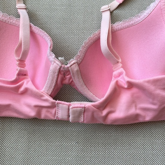 2 Victoria's Secret lined Demi bras  | Lightly lined | 34A - Picture 3 of 10
